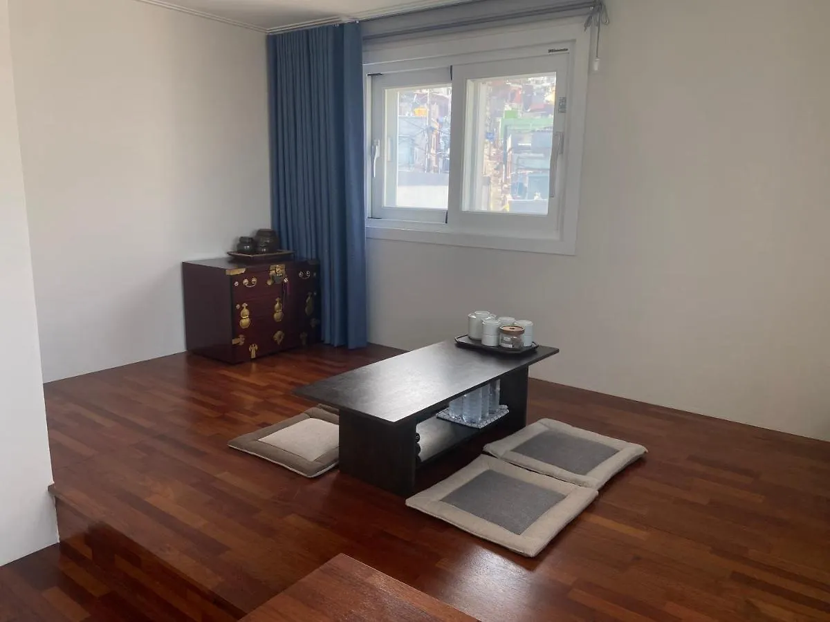 Stay Ami #Gamcheonculturevillage#Nampodong#Family Busan South Korea